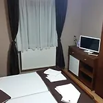Gostilna S Prenocisci Danica Guest house 3*