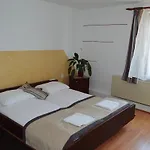 Gostilna S Prenocisci Danica