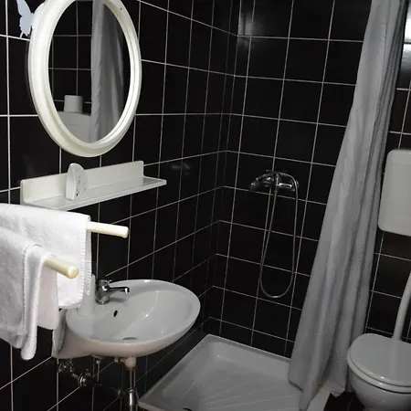 בית הארחה Gostilna S Prenocisci Danica