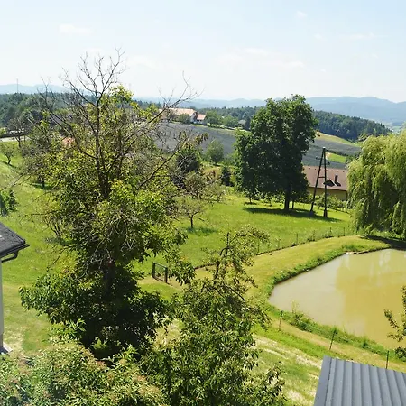 Gostilna S Prenocisci Danica 3* Slovenska Bistrica