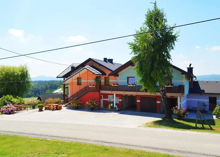 Gostilna S Prenocisci Danica Penzion 3*